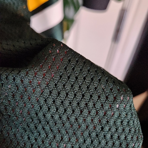 Edmonton Eskimos Jersey - Picture 6 of 8